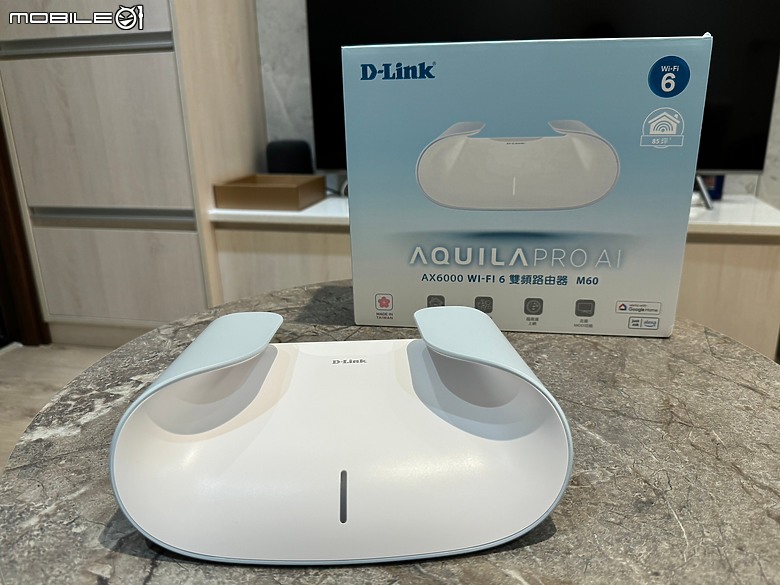 點我看大圖 展翅的鵬鳥! D-Link天鷹座AX6000路由器M60開箱,吸睛外觀兼顧優異性能與環保節能設計