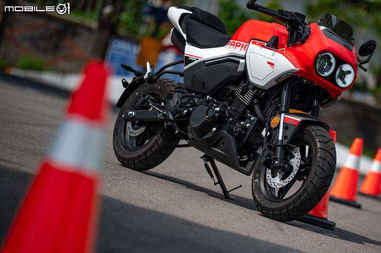 CFMOTO Papio XO-1搶先試駕|無害外型暗藏熱血本質!雖不完美但瑕不掩瑜!