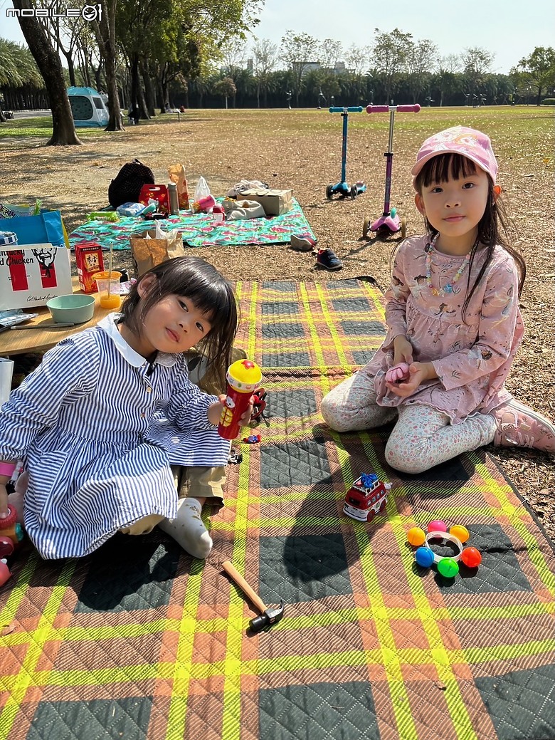 【小惡魔金龍踏春】親子放電｜台南都會公園：奇美博物館免費遊，假日玩耍好去處