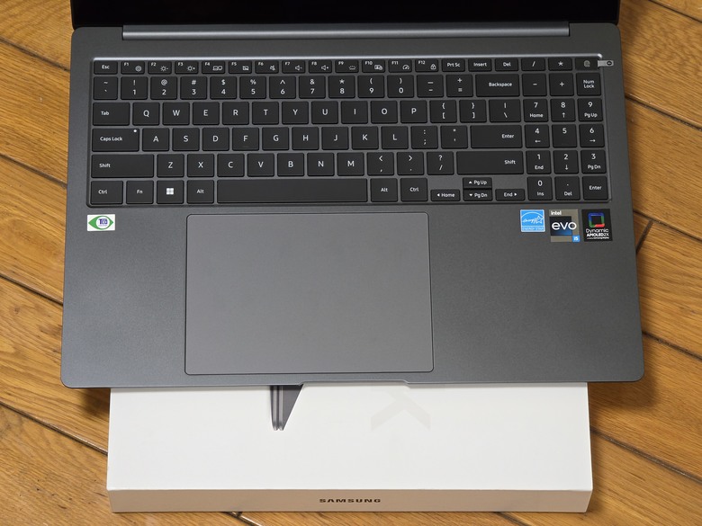 星粉認證的最後拼圖-Galaxy Book3 Pro開箱