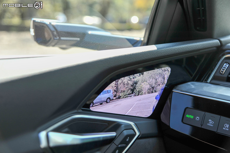 Audi SQ8 Sportback e-tron quattro 試駕|帥氣有型、科技與性能的美好融合!
