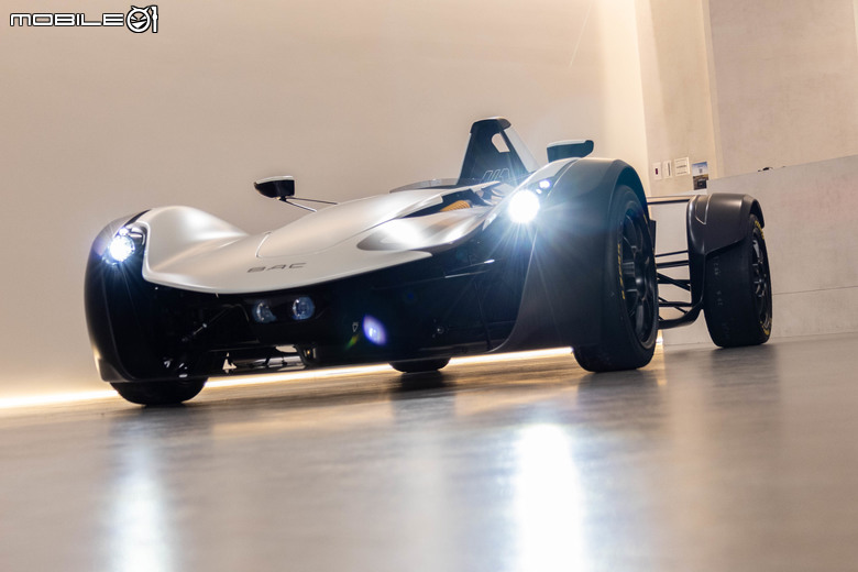 【採訪】BAC Mono/Mono R國內亮相，名副其實的道路版賽車、建議售價1380萬元起！