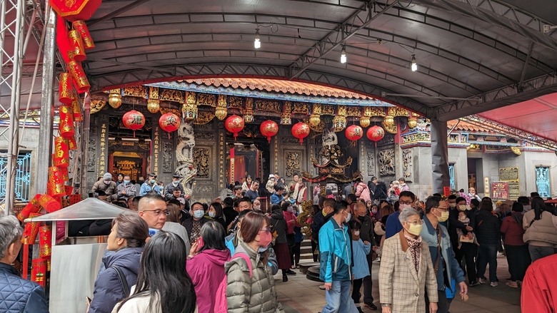 【小惡魔金龍踏春】初一走春、桃園景福宮拜拜 & 戶外走春曬太陽野餐之旅~