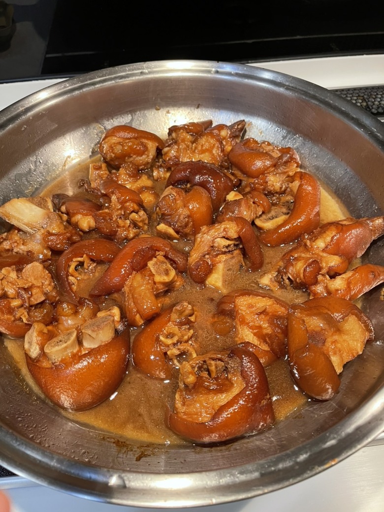 【小惡魔金龍踏春】龍年年夜飯Part I -在岳母家的除夕圍爐年夜飯分享 & 年夜飯的典故由來分享~