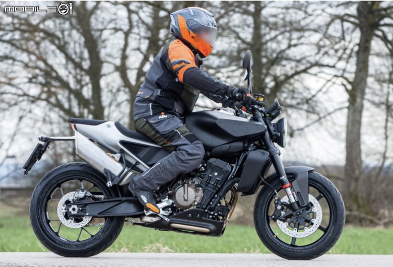 【海外快訊】Husqvarna神秘新車預告現身!會是黑箭/白箭901嗎?