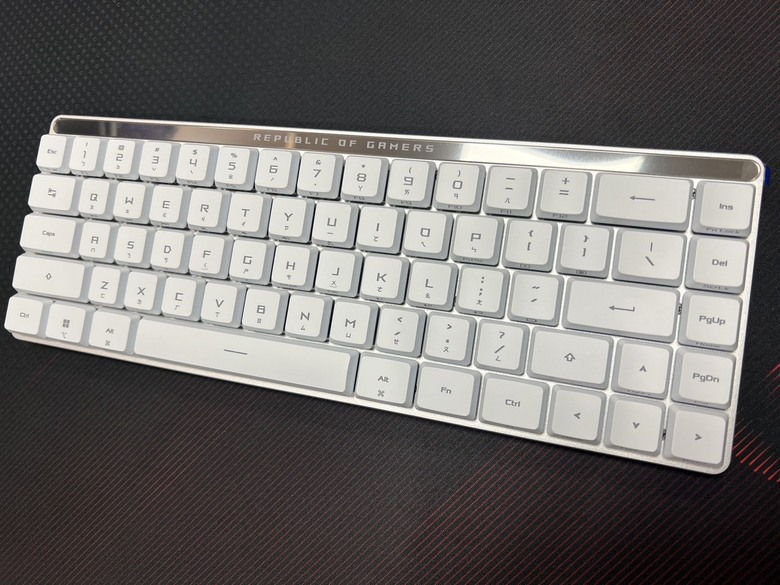 [開箱] ROG Falchion RX Low Profile - 白色高顏值無線矮軸鍵盤
