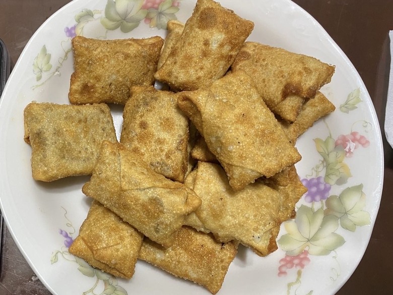 【小惡魔金龍踏春】幸福年夜飯好運龍總來～