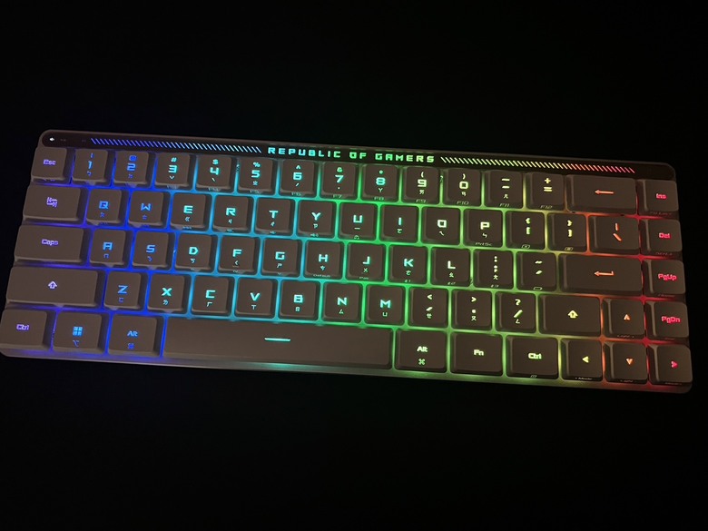 [開箱] ROG Falchion RX Low Profile - 白色高顏值無線矮軸鍵盤