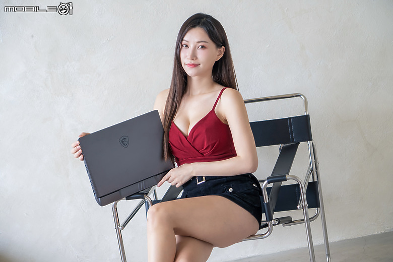 MSI Vector 16 HX A14VHG-293TW 測試報告|升級 QHD+ 240Hz 螢幕的準旗艦電競筆電!