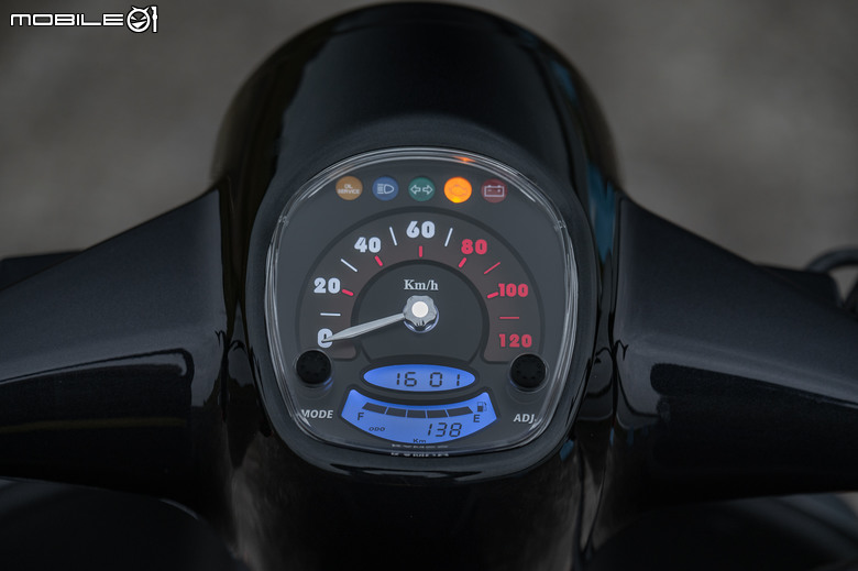 KYMCO Many Moto試駕｜風格突破細節到位，給你不一樣的魅力！
