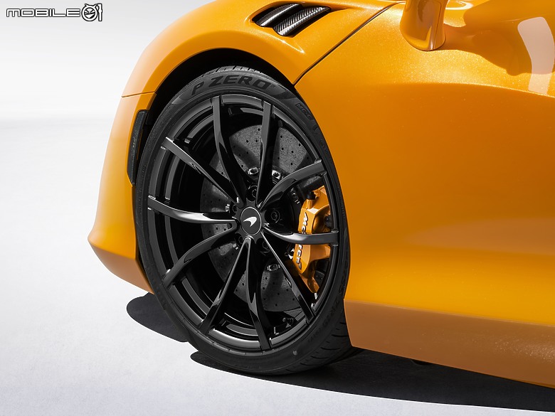 【國內開放接單】McLaren追加發表Artura Spider敞篷車型,新年式動力同步提升至700匹!