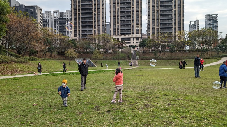 【小惡魔金龍踏春】初一走春、桃園景福宮拜拜 & 戶外走春曬太陽野餐之旅~