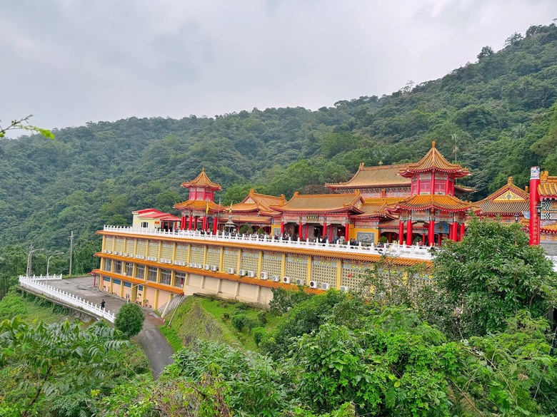 【小惡魔金龍踏春】之宜蘭三清宮步道