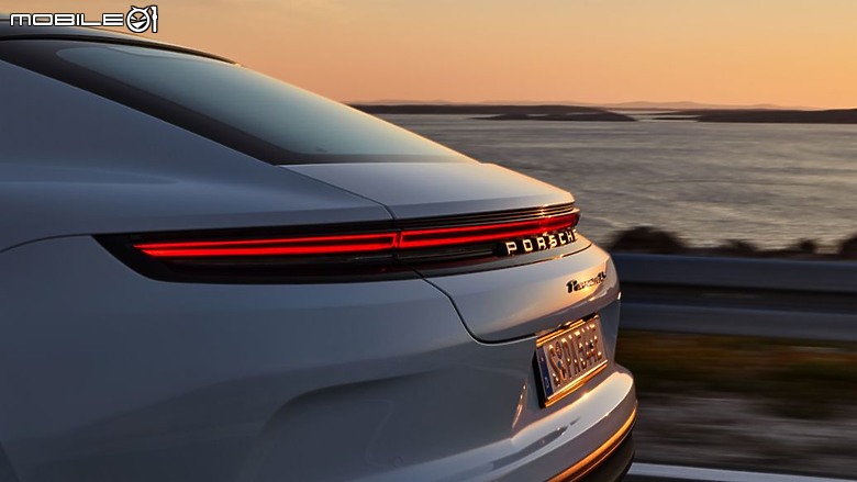 【海外新訊】Porsche Panamera追加兩款油電動力,4S E-Hybrid車型最大輸出來到544匹!