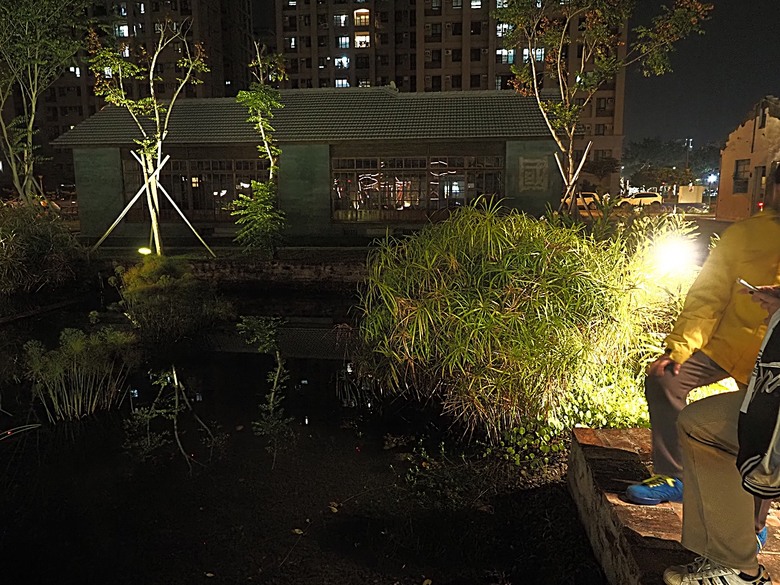 臺灣鳳梨工場、蚵仔寮漁市場、愛琴海岸海景渡假農場、橋頭糖廠、明寧靖王墓,外掛位在屏東的勝利星村V.I.P Zone — 2024年【小惡魔金龍踏春】春節假期遊程之一