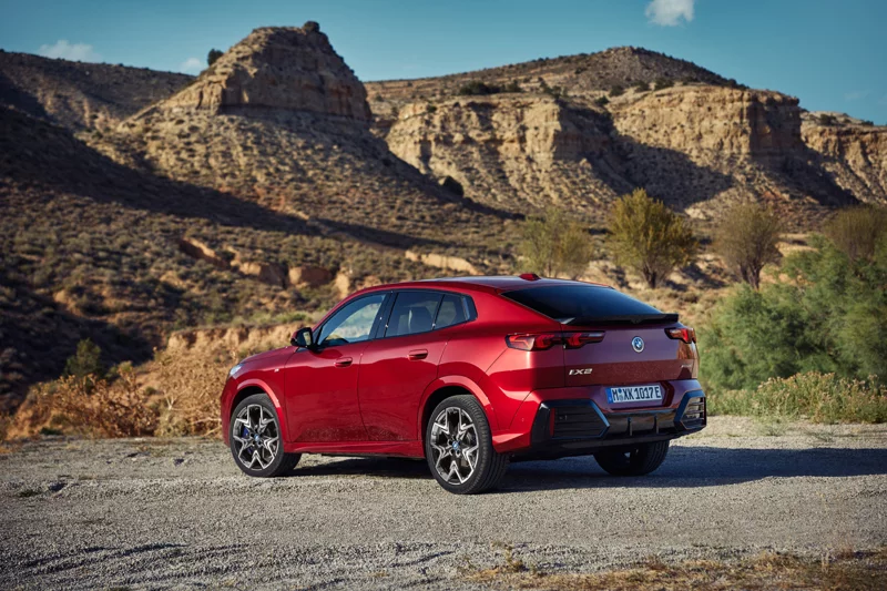 雖然入門，但續航表現更優！全新BMW iX2 eDrive20正式登場