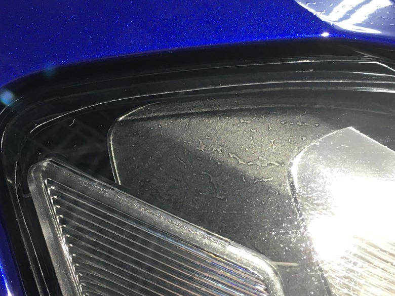 2017 Golf R 更換7年大燈犀牛皮