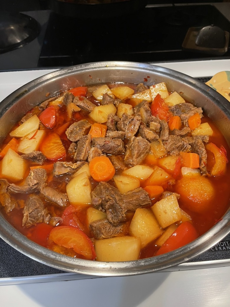【小惡魔金龍踏春】龍年年夜飯Part I -在岳母家的除夕圍爐年夜飯分享 & 年夜飯的典故由來分享~