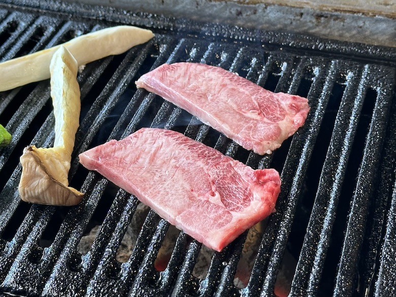 品嚐北海道白老牛燒肉! 白老牛の店いわさき おもてなし亭