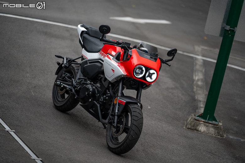 CFMOTO Papio XO-1搶先試駕|無害外型暗藏熱血本質!雖不完美但瑕不掩瑜!