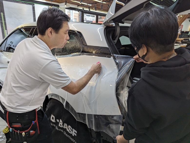 德國車就是要包德國膜-BMW IX包膜施工分享
