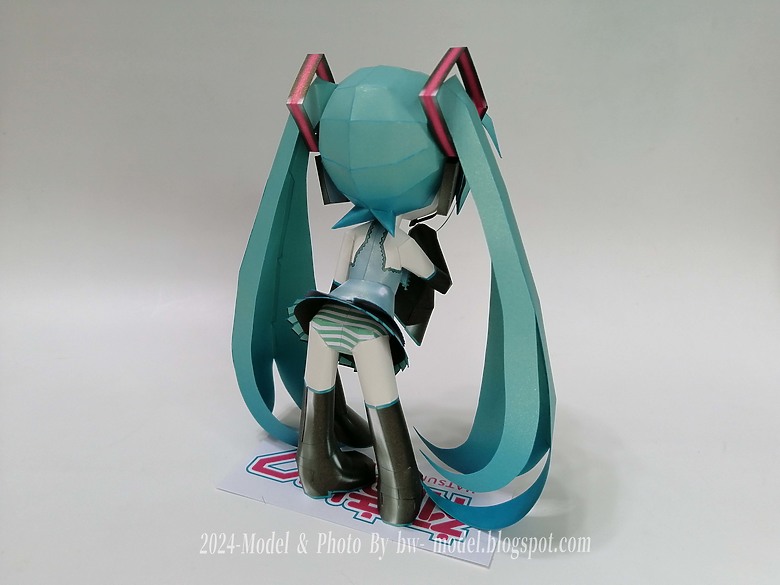 VOCALOID 初音未來(Q版) 紙模型 製作