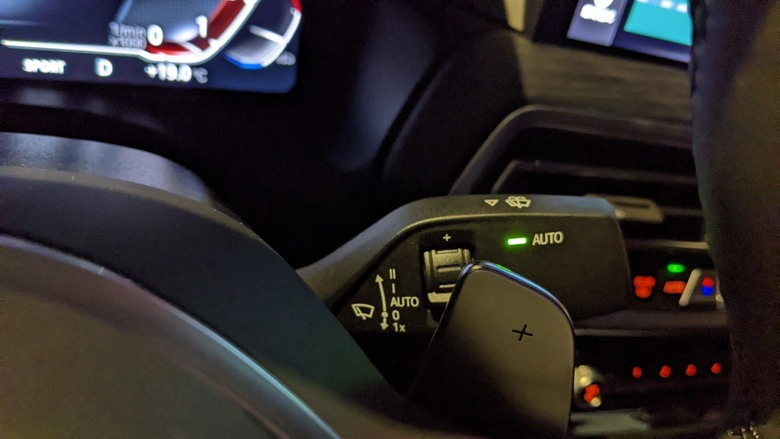 [開箱，建築師詳解 ] BMW X4 30i M sport - 外型帥氣，內在細膩的歐系跑旅