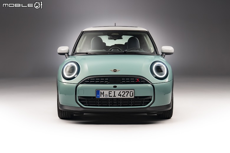 【海外新訊】MINI Cooper大改款燃油版登場，設計、科技比照純電版！