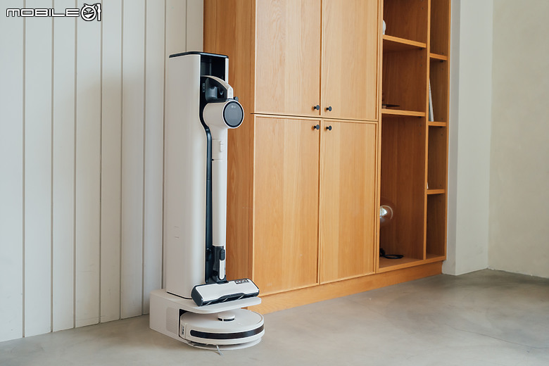 LG CordZero 清空塔|雙機自動除塵、家事清潔更有效率!