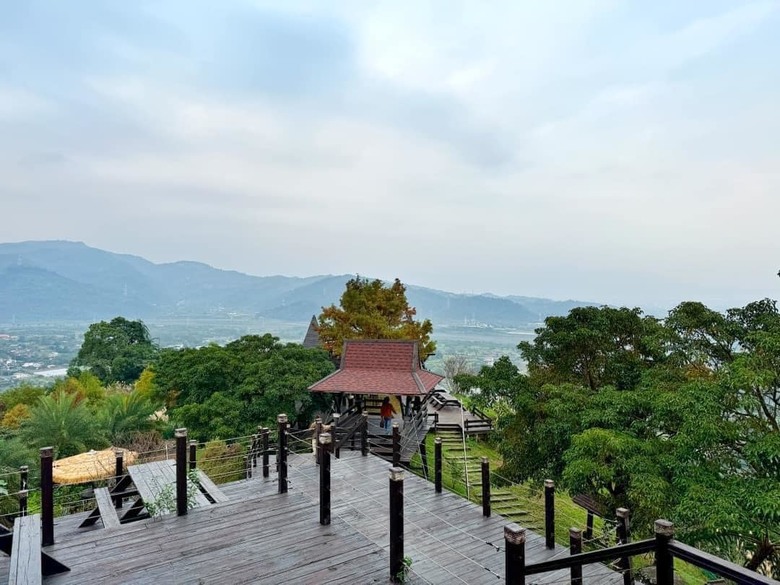 【小惡魔金龍踏春】之香格里拉踏青/住宿/農場