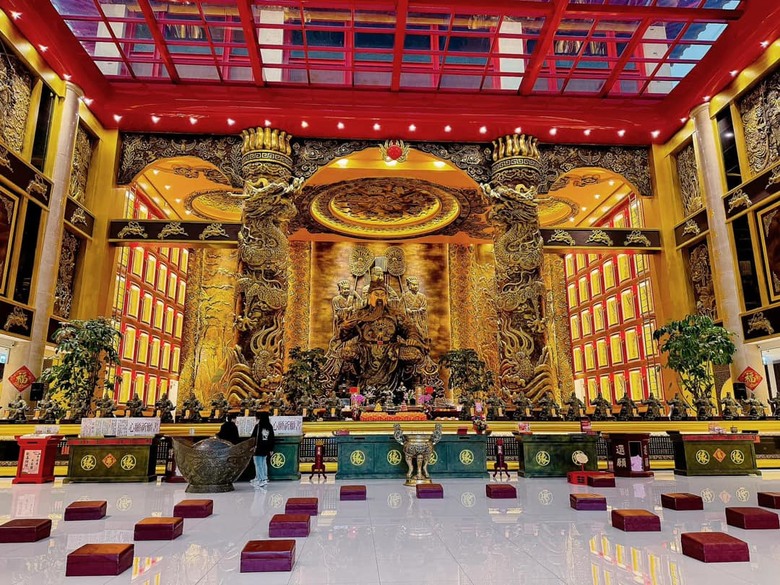 【小惡魔金龍踏春】之桃園威天宮許願神廟