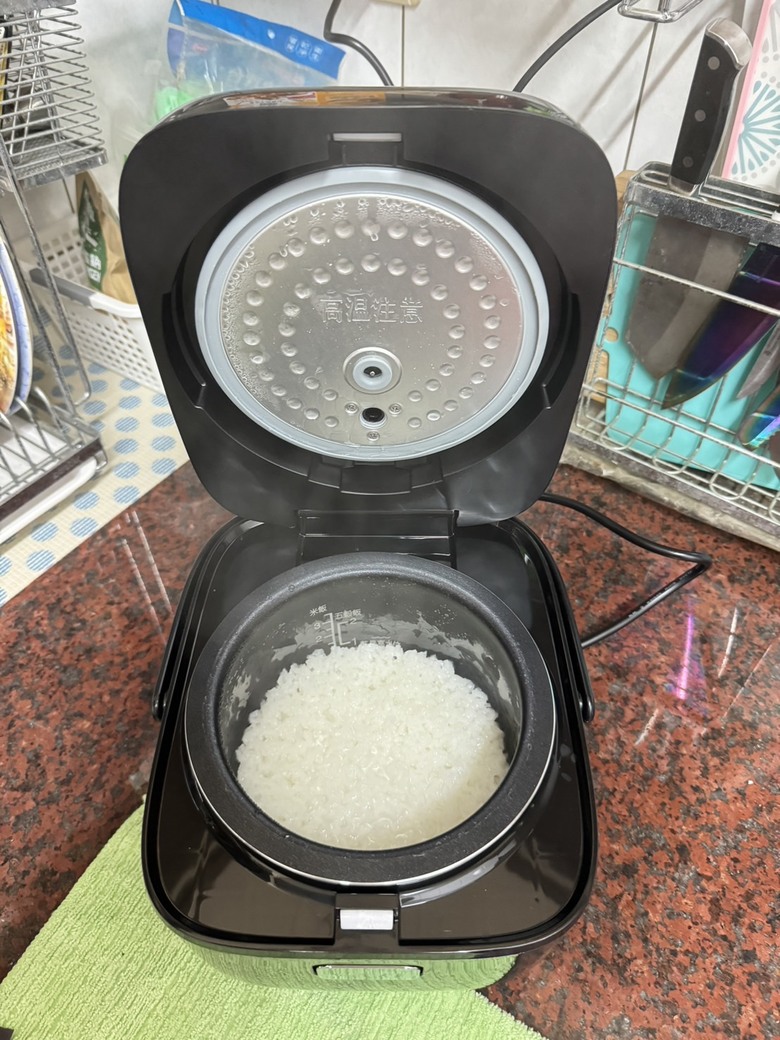 【小惡魔金龍踏春】量販店福袋雙人電子鍋開箱