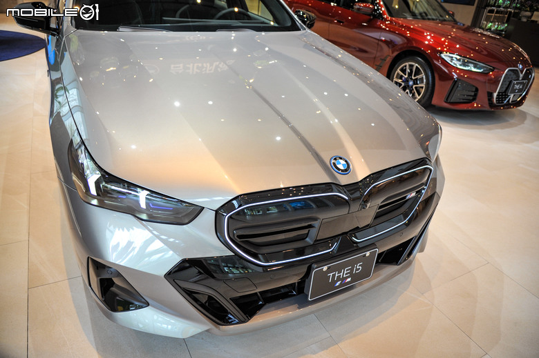 BMW i 生活概念館於忠泰樂生活快閃展演!近距離欣賞純電陣容、iX2也將隨後登場!