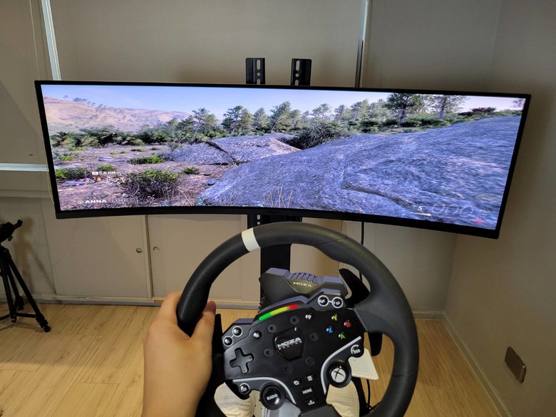 每個男孩子的夢想遊戲空間-寬螢幕：GIGABYTE AORUS CO49DQ+ Arozzi Velocita+MOZA賽車組