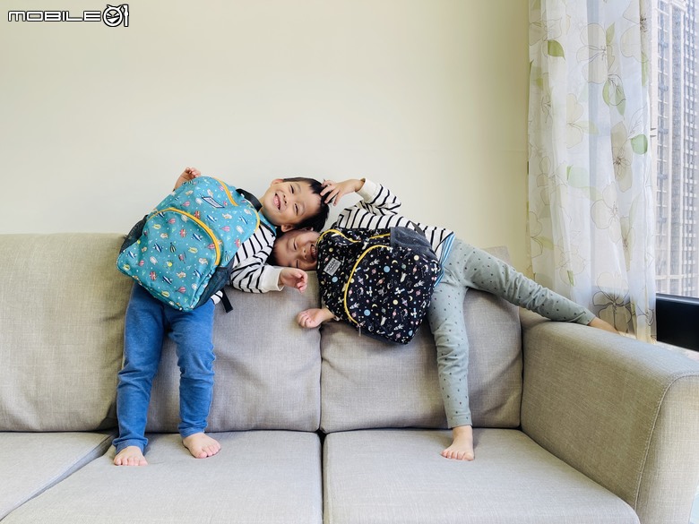 開箱 HUGGER 兒童背包 輕量好背容量大 陪伴寶貝每個幸福時光!