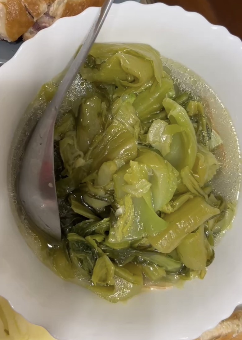 【小惡魔金龍踏春】龍年年夜飯Part I -在岳母家的除夕圍爐年夜飯分享 & 年夜飯的典故由來分享~