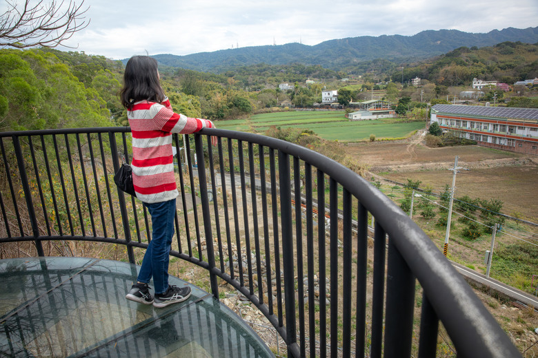 點我看大圖 【小惡魔金龍踏春】苗栗綠意山莊、泰安鐵道文化園區、羽粼落羽松