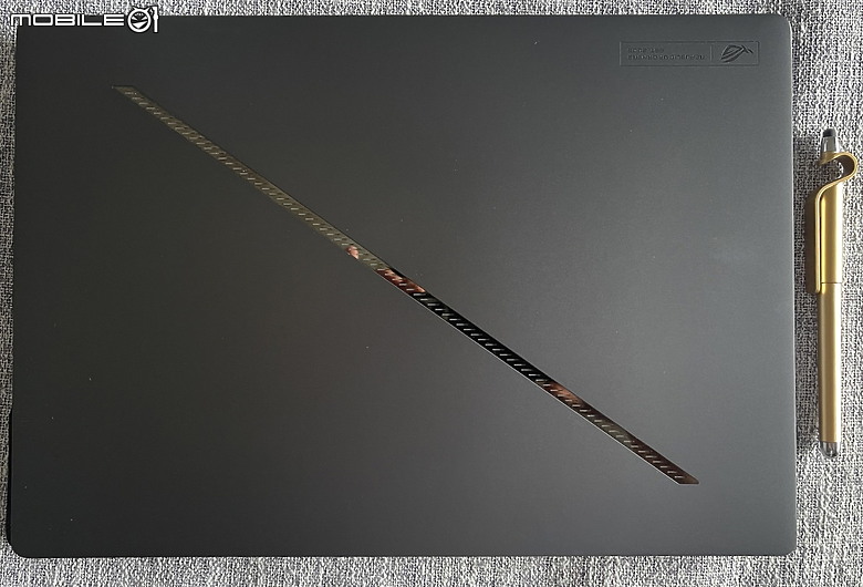 ROG Zephyrus G16 2024 開箱 補充相片