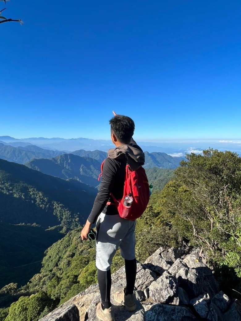 【小惡魔金龍踏春】年假爬山去之初二攀爬鳶嘴山