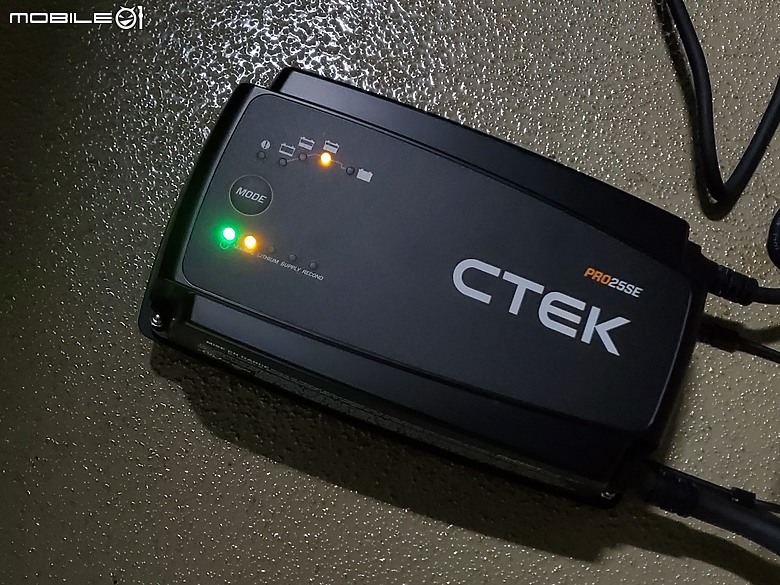 CTEK PRO25SE 智慧車用電瓶充電器開箱測試|充電效率有感提升,定期使用方能發揮最大價值!