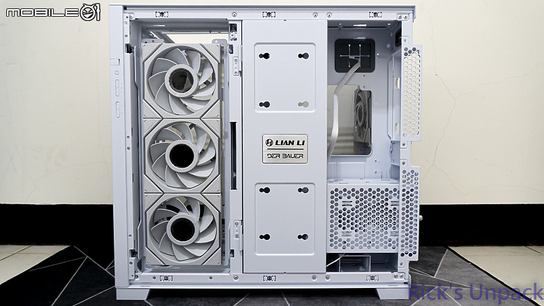 【開箱】自帶燈條更加獨特吸睛 | LIAN LI O11 Dynamic EVO RGB WHITE