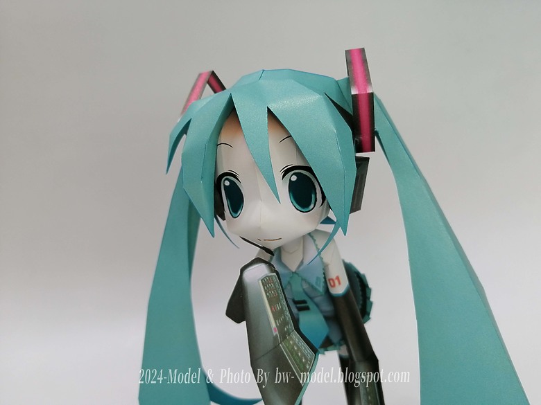 VOCALOID 初音未來(Q版) 紙模型 製作