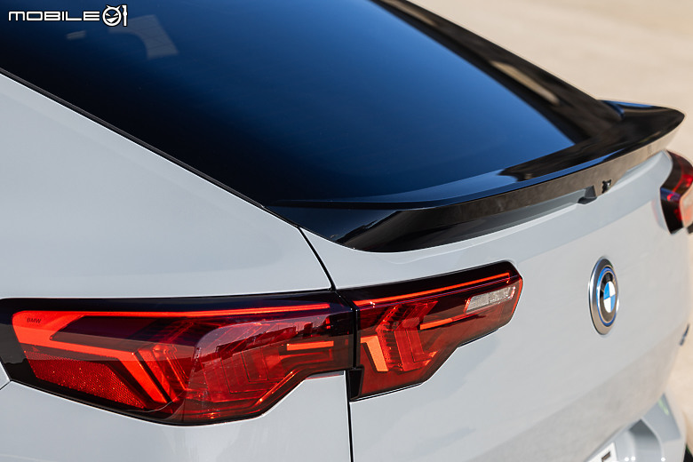 BMW iX2 xDrive30 葡萄牙試駕|重整旗鼓依舊叛逆,渾身電力再戰跑旅級距!