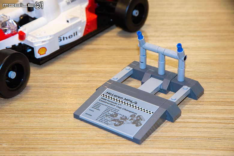 【開箱】LEGO 樂高三款 F1 賽車作品實拍:10330 McLaren MP4/4、42165/42171賓士W14 E Performance!