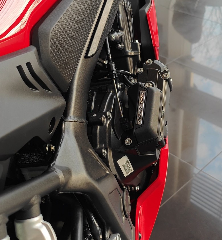 2024 CBR650R/CB650R新舊款比較
