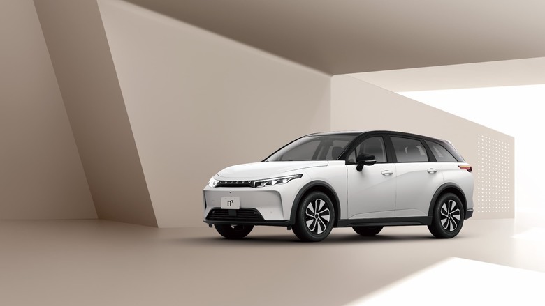 大陸山寨版luxgen n7