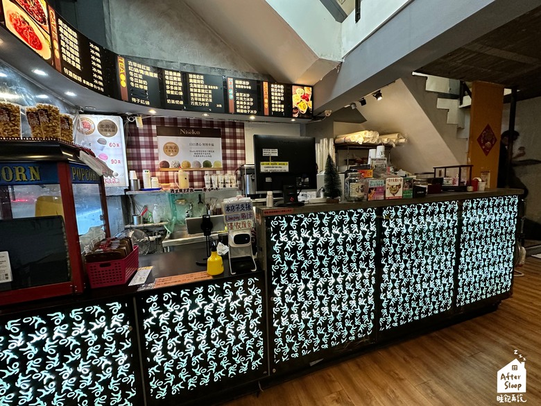 點我看大圖 高雄新興|麻吉咖啡 MACHI CAFE _新堀江商圈學生愛店