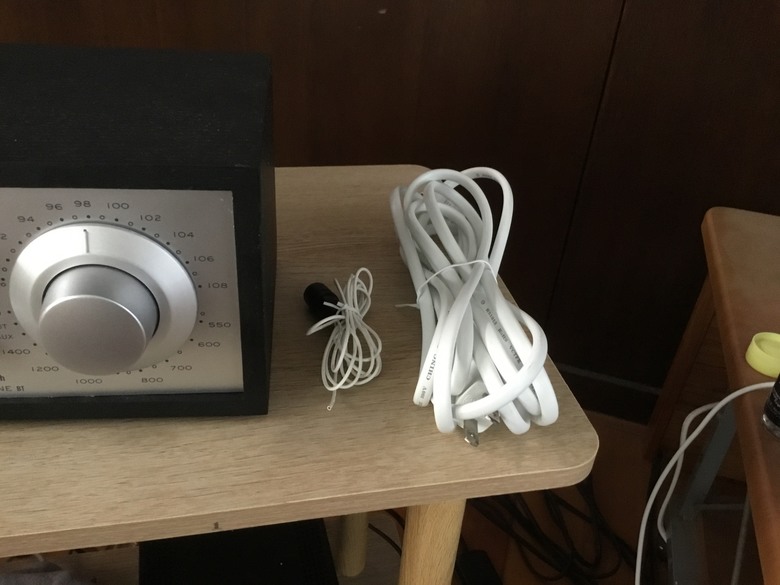 遲來的開箱 Tivoli Audio MODEL ONE BT