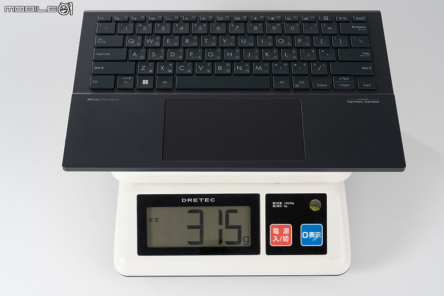 ASUS Zenbook DUO (2024) UX8406 測試報告｜保有最佳行動效能與續航的雙螢幕筆電
