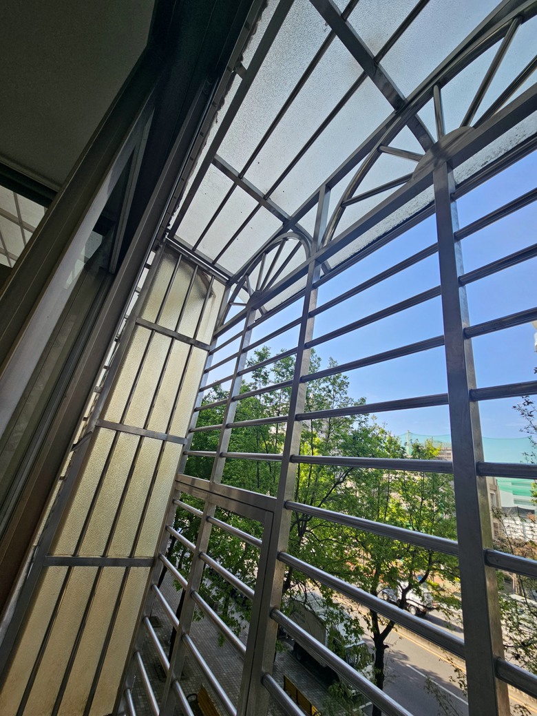鐵窗改景觀窗的問題